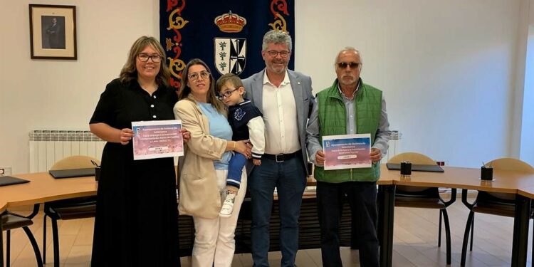 Las asociaciones de Síndrome de Turner y Aerscyl reciben las recaudaciones obtenidas en los actos solidarios celebrados en Doñinos