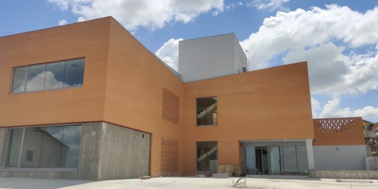 Jornada de puertas abiertas para que los vecinos conozcan las instalaciones y los servicios del Edificio Multiusos