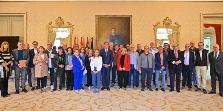 El Ayuntamiento agradece los servicios prestados a los 43 funcionarios que se han jubilado el último año