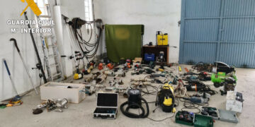 La Guardia Civil detiene a un varón por una veintena de robos y hurtos en explotaciones ganaderas