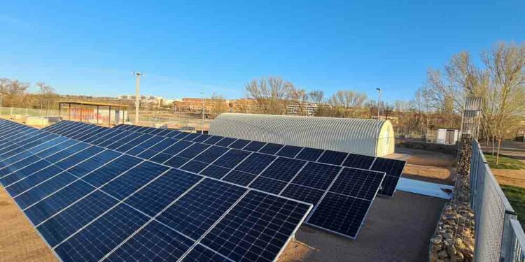 Planta fotovoltaica y captación del agua para los Huertos Urbanos