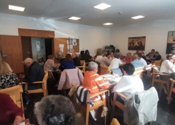 La degustación de chocolate con churros y la sesión de baile cierran la Semana Cultural de Mayores