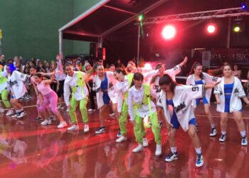 Cabrerizos repartirá más de 400 euros entre las peñas más originales y divertidas del desfile inaugural de las fiestas