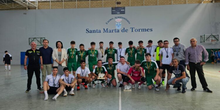 Aldeatejada y San Estanislao de Kotska se imponen en las categorías juvenil y cadete de fútbol sala