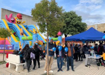 El PP de Villares celebra el cierre de campaña con los más pequeños del municipio