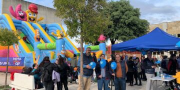 El PP de Villares celebra el cierre de campaña con los más pequeños del municipio