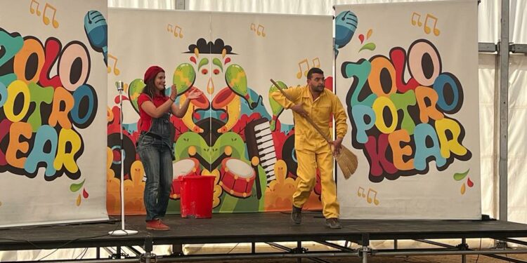 Niños y peñas protagonizan el inicio de las Fiestas del Corpus en Aldeaseca de Armuña