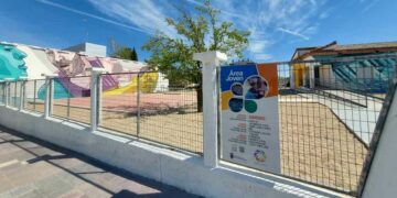 Sesión de corte de pelo, peinado y manicura para los jóvenes de Santa Marta