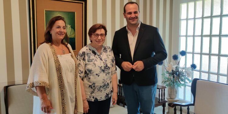 El Ayuntamiento destina 7.500 euros al centro Ave María para apoyar la inserción de las madres en riesgo de exclusión