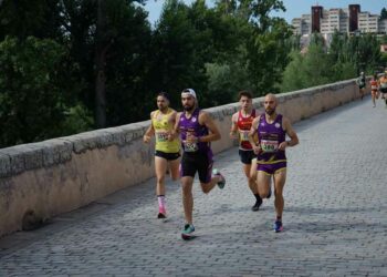 Salamanca muestra su solidaridad con la II Carrera Ariadna Autismo