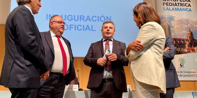 Salamanca se presenta en el Congreso Nacional de Ortopedia Pediátrica como «ciudad del talento la ciencia y la innovación»
