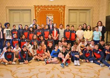 Los escolares de las Misioneras de Salamanca y el Divino Maestro de Santiago de Compostela, ganadores del concurso Aula Patrimonio