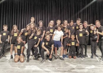 Jes Martin´s cierra el curso de la Escuela Internacional de Teatro, Humor y Gesto con la participación de veinte alumnos