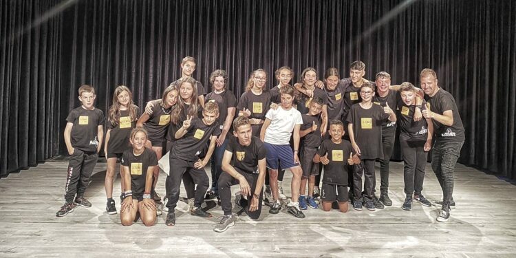 Jes Martin´s cierra el curso de la Escuela Internacional de Teatro, Humor y Gesto con la participación de veinte alumnos