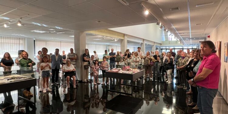 Los cursos del área de Cultura de Villares concluyen con la exposición de los trabajos realizados por cerca de 400 alumnos