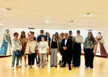 La alumnas del taller de costura exponen ‘La moda en el Siglo de Oro Español’