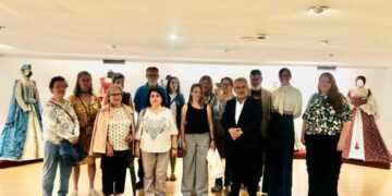 La alumnas del taller de costura exponen ‘La moda en el Siglo de Oro Español’