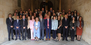 El rector preside la toma de posesión de los cargos académicos y personal docente e investigador