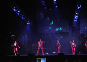 Ipanema, el plato fuerte musical, llena de buen ambiente y ganas de diversión las fiestas de Carrascal de Barregas