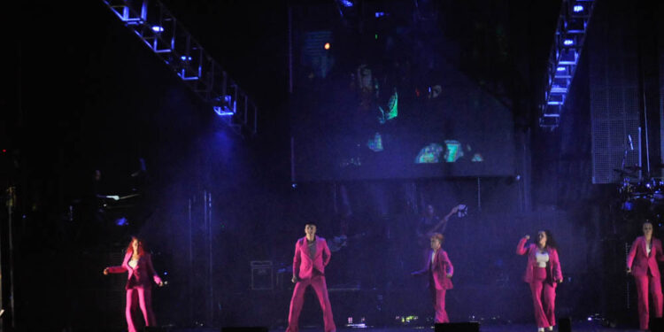 Ipanema, el plato fuerte musical, llena de buen ambiente y ganas de diversión las fiestas de Carrascal de Barregas