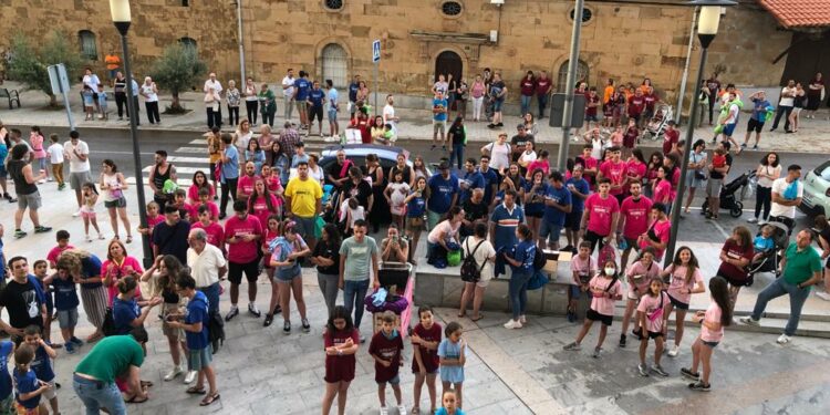 Villares bate récord con los 3.900 vecinos de las 185 peñas que animarán las Fiestas del Santísimo a partir de mañana