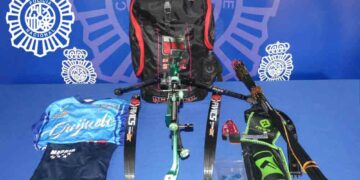 Detenido un hombre por el robo de material de tiro con arco en el interior de un vehículo