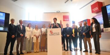 La Junta presenta el operativo de extinción de incendios forestales integrado por 4.715 profesionales, 886 medios terrestres y aéreos y 10 centros de mando