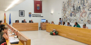 El pleno aprueba la estructura organizativa del Ayuntamiento con las retribuciones congeladas por tercera legislatura consecutiva