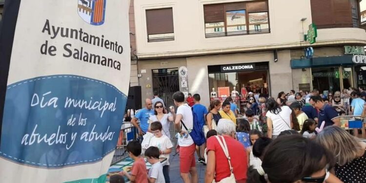 Jornada lúdica intergeneracional para celebrar el Día Municipal de los Abuelos y Abuelas