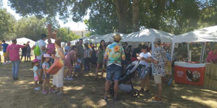 Los fuegos artificiales cierran la III Feria del Comercio de Santa Marta