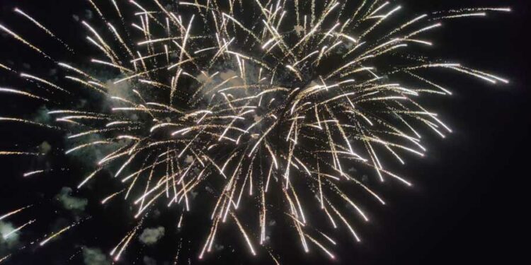 Los fuegos artificiales despiden las Fiestas de Santa Marta de Tormes