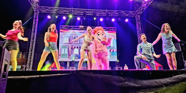 Espinete y Don Pimpón ponen voz y ritmo al mundo animado de los niños