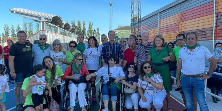 Más de 200 corredores se dan cita en Carbajosa para participar en la III Carrera Sunset a favor de los enfermos de Párkinson