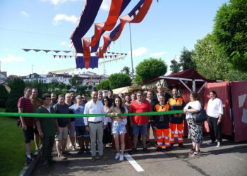 Arranca el ‘Verano Cultural’ de Carbajosa con el pasacalles de personajes fantásticos y el I Mercado Medieval