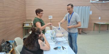 El PP arrasa de nuevo en el alfoz en una jornada electoral marcada por el aumento de participación