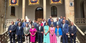 El Patio de la Salina se pone de gala para recibir a la nueva Corporación Provincial