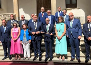 David Mingo, vicepresidente y responsable de Cultura y Relaciones Institucionales, y Ángel Peralvo, de Educación y Patrimonio Documental, reciben sus delegaciones en la Diputación