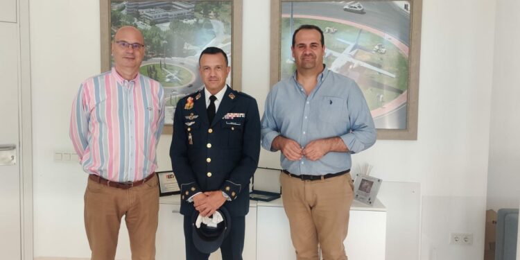 Despedida a José Gallo, coronel jefe de la Base Aérea de Matacán