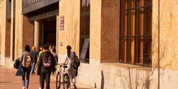 La USAL incorpora 12.752 alumnos de grado para el próximo curso, 4.291 de nuevo ingreso