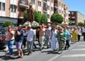 La Patrona brilla en en la procesión de su día de fiesta arropada por los vecinos