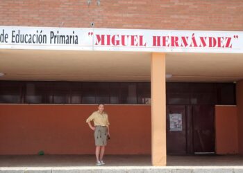 El Ayuntamiento de Santa Marta aprovecha el verano para reparar las cubiertas de cuatro edificios municipales