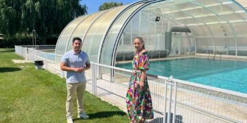 El Ayuntamiento invertirá 43.680 euros en la renovación de la cubierta de la piscina climatizada