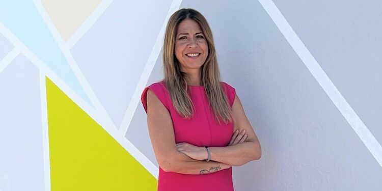 Victoria Manjón: «El nuevo edificio multiusos, la segunda fase de la ronda, la renovación de la calle Juan Curto y el campo de fútbol son nuestros objetivos para estos cuatro años»