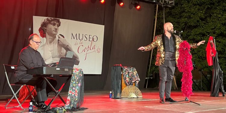 La música llega al escenario de ‘Volatiritormes’ con David Pérez  y su particular homenaje a las coplas y pasodobles españoles