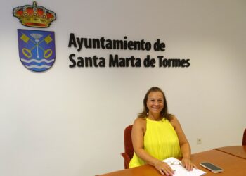 Santa Marta renueva el convenio con Diputación para mantener las prestaciones sociales esenciales a la población más vulnerable