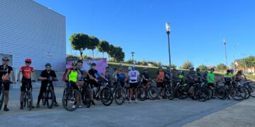 La marcha cicloturista con la campeona Dori Ruano inicia las actividades del fin de semana festivo