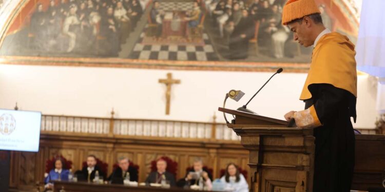 Santiago García-Jalón subraya en el acto de inicio de curso la importancia de la Universidad en la sociedad