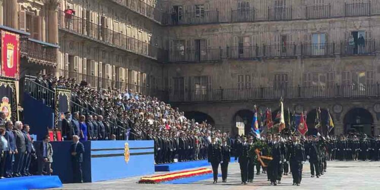 El ministro del Interior ensalza en Salamanca la labor de la Policía Nacional y el aumento de medios para reforzar la seguridad ciudadana