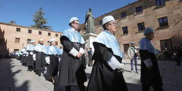 El rector inaugura el nuevo curso con un incremento de alumnos mayor que la media de Castilla y León