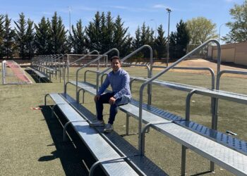 Nuevas gradas portátiles para aumentar el aforo de los eventos deportivos